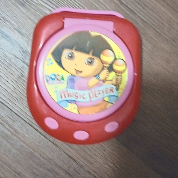 Dora the Explorer Music Player (Includes CD) - Picture 1 of 4